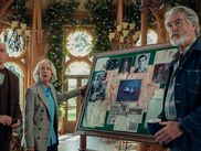 Dans LE MURDER CLUB DU JEUDI diffusé sur Netflix à partir du 28 août, le gratin des acteurs anglais lance une enquête d’ampleur dans une maison de retraite. Attention, les tasses de thé risquent d’être secouées...