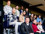 Attention spoilers. On vous dit tout ce qui s'est passé pendant les deux derniers épisodes d'AU MICRO avec la fameuse épreuve du multiplex qui va permettre à certains candidats de confirmer leurs potentiels et à d'autres de passer au travers.