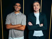 Vainqueur de la Ligue des champions avec le Paris SG et nommé pour le Ballon d’Or, Achraf Hakimi s’est longuement confié à Bertrand Latour. Un entretien exclusif à suivre ce samedi 9 août à 20h30, en clair sur CANAL+.