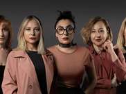 Que se passe-t-il lorsque cinq femmes de milieux différents sont au bord de la crise de nerfs ? C’est la question que se pose la série FURIA, réjouissante exploration de la rage au féminin.