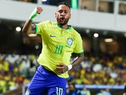 Le sélectionneur du Brésil a évoqué, en conférence de presse, le cas Neymar. Le numéro 10 de Santos, actuellement blessé, fait toujours partie des plans de l’entraîneur, mais sa place pour la Coupe du monde 2026 est loin d’être garantie.