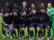 Plusieurs joueurs parisiens nommés pour le Ballon d'or 2025 manqueront la cérémonie pour cause de Classique de Ligue 1, reprogrammé ce lundi (à 20h) au stade Vélodrome. Six d'entre eux se sont envolés direction Marseille avec le groupe parisien. Blessé et grand favori à la récompense suprême, Ousmane Dembélé est resté à Paris et assistera bien à la soirée.
