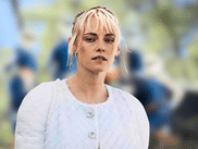 Quentin Dupieux est (déjà) de retour au travail et cette fois, il a vu les choses en XXL. Pour son prochain film en langue anglaise, il s’est entouré d’un casting de stars, à commencer par Kristen Stewart. Rencontrée à Deauville il y a quelques semaines, elle nous avait confié quel était son film préféré du cinéaste.