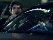 Avec sa cinquième saison, la brillante mais chaotique bande de bras cassés du MI5 retourne sur le devant de la scène, et Londres apparaît plus vulnérable que jamais. Alors que l’on croyait les agents frappés d’une disgrâce définitive, une série d’événements inquiétants va les replonger dans un engrenage mêlant politique, terrorisme et trahisons : la capitale est désormais la cible d’une menace à sa mesure.