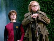 Dans HARRY POTTER ET LA COUPE DE FEU, Voldemort apparaît pour la première fois sous les traits terrifiants de Ralph Fiennes. Il y a pourtant un détail sur son apparence qui ne cesse de faire parler les fans de la saga, vingt ans après sa sortie.