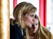 L’émission cinéma d’Antoine de Caunes a connu plusieurs moments très émouvants ce mardi soir, en accueillant sur son plateau trois figures incontournables du grand écran français, venues présenter LES RÊVEURS et GOD SAVE THE TUCHE.