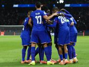 Maintenant que la France est officiellement qualifiée pour la coupe du Monde 2026 après sa victoire face à l’Ukraine (4-0), que va-t-il se passer pour les hommes de Didier Deschamps ? On fait le point.