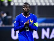 Didier Deschamps a communiqué ce jeudi sa liste des 24 joueurs retenus en vue des deux derniers matches de l’équipe de France qualificatifs pour la prochaine Coupe du monde qui débutera en juin prochain. Plusieurs joueurs réintègrent le groupe, dont N'Golo Kanté, absent depuis un an.