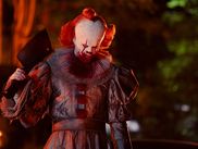 L’avant-dernier épisode de la série ÇA : BIENVENUE À DERRY a tenu toutes ses promesses horrifiques. En mettant en scène l’une des scènes les plus difficiles et cultes du roman de Stephen King, elle a choqué les spectateurs. Et a prouvé qu’aucun personne n’est à l’abri. ATTENTION : SPOILERS !