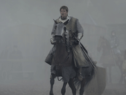 Jusque là absent des séries de l’univers du Trône de Fer, Ser Duncan le Grand (Dunk pour les intimes) s’impose comme un héros aussi attachant que rafraîchissant dans A KNIGHT OF THE SEVEN KINGDOMS.