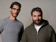 Avec LA GRANDE CLASSE, Mouloud Achour lance un nouveau rendez-vous événement en prime time le 27 janvier en clair sur CANAL+. Un format ambitieux et immersif qui mêle retour aux sources, transmission et divertissement. Pour cette première, l’animateur accueille Pierre Niney, acteur majeur du cinéma français, pour une émission placée sous le signe de la bienveillance et du partage.