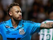L’attaquant brésilien a inscrit son premier triplé depuis 2022 contre Juventude (3-0). Une victoire qui fait du bien à son équipe, désormais 14e du championnat à deux points du premier relégable. Et à deux jours du tirage au sort de la Coupe du monde, cela ne pouvait pas mieux tomber !