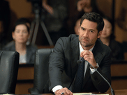 Mickey Haller, l’avocat charismatique et non conventionnel de Netflix, reprend du service pour une nouvelle saison dans LA DÉFENSE LINCOLN… Mais cette fois, c’est lui qui est accusé de meurtre. On récapitule.