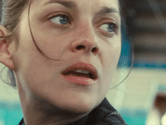 Salué par la critique lors de sa présentation au Festival de Cannes en 2012, DE ROUILLE ET D’OS de Jacques Audiard reste l’un des rôles les plus puissants de Marion Cotillard. Mais saviez-vous que son tournage avait bien failli ne jamais avoir lieu ?