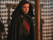 Alors que la diffusion du spin-off de GAME OF THRONES, A KNIGHT OF THE SEVEN KINGDOMS se poursuit sur HBO Max, on connait désormais la véritable identité du petit Egg. Mais a-t-il un lien avec Daenerys Targaryen ? On vous explique tout. ATTENTION ! CET ARTICLE CONTIENT DES SPOILERS.