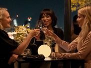 Elisabeth Moss, Kerry Washington et Kate Mara dans la peau de trois amies dont l'équilibre vole en éclats après un crime mystérieux. IMPERFECT WOMEN arrive sur Apple TV le 18 mars 2026, et c'est l'une des sorties les plus attendues du mois. Voici tout ce qu'on sait.