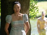 La première partie de la saison 4 de LA CHRONIQUE DES BRIDGERTON a ouvert un nouveau chapitre centré sur Benedict Bridgerton et une romance née du mystère, du secret et des identités dissimulées. Entre bals masqués, faux-semblants et destins croisés, l’intrigue installe un conte de fées moderne où fantasme et réalité commencent dangereusement à se confondre. On récapitule pour vous.