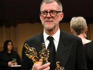 Il aura fallu attendre l'année 2026 pour que Paul Thomas Anderson reçoive ses premiers Oscars, après 11 citations non abouties. Il faut dire qu'il avait un porte-bonheur parmi son casting, Leonardo DiCaprio, l'acteur ayant déjà permis à Martin Scorsese et James Cameron d'obtenir leur première statuette de la meilleure réalisation !