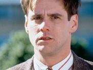 Après avoir enchaîné les comédies, Jim Carrey a livré une performance mémorable dans THE TRUMAN SHOW. Disponible sur Netflix avec CANAL+, le film a tellement marqué les esprits qu’il est à l’origine du “Syndrome Truman”.