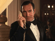 Vingt ans après OSS 117 : LE CAIRE, NID D’ESPIONS, le célèbre espion français pourrait-il faire son retour au cinéma ? Interrogé récemment par Antoine de Caunes à l'occasion de la promotion du film LES RAYONS ET LES OMBRES, Jean Dujardin a évoqué cette possibilité… tout en restant très prudent.