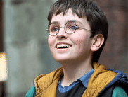 Quoi de mieux pour célébrer le lancement de HBO Max au Royaume-Uni que de dévoiler un premier teaser de la très attendue série HARRY POTTER ? On vous laisse savourer ces premières images magiques, en attendant la diffusion prévue à Noël 2026 sur HBO Max (disponible avec CANAL+).