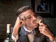 PEAKY BLINDERS : L'IMMORTEL est désormais disponible sur Netflix, accessible avec CANAL+. Un film servant de conclusion à six saisons d'une série devenue phénomène avec des personnages emblématiques, dont Arthur Shelby. Pourtant, ce dernier n'a jamais été annoncé au casting. On vous explique pourquoi, avec spoilers.