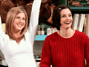 Demander à un fan de FRIENDS de choisir ses épisodes préférés de la série, c'est comme demander à un parent de choisir son enfant préféré. Il vous dira qu'il est incapable de choisir, alors que c'est faux. Voici donc nos 5 épisodes préférés de la série culte dont nous fêtons aujourd'hui les 30 ans de première diffusion française.