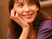 À sa sortie, LOL a immédiatement été comparé au film culte LA BOUM. Un héritage assumé qui a pourtant enterré tout espoir de revoir Sophie Marceau dans son rôle mythique de Vic. La comédie de Lisa Azuelos est disponible sur CANAL+.