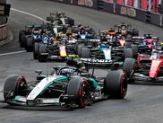C’est une victoire qui aura certainement une saveur très particulière, pour Antonelli. Le jeune italien s’impose pour la première fois de sa carrière à Monaco, et accentue son avance au championnat du monde. Lewis Hamilton et Isack Hadjar complètent le podium.