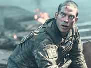 Arrivé discrètement sur Netflix en mars 2026, le film WAR MACHINE a connu une carrière spectaculaire, jusqu’à faire son entrée dans les 10 films les plus vus de l’histoire de la plateforme. Et son parcours ne s’arrête pas là puisqu’une suite vient d’être annoncée.
