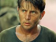 Réputé pour son tournage infernal, APOCALYPSE NOW a été un choc à sa sortie. Une scène en particulier, montrant la mise à mort d’un animal, a valu de vives critiques à Francis Ford Coppola. Le film est disponible dans sa version FINAL CUT sur CANAL+.