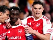 La demi-finale entre Arsenal et l’Atlético de Madrid s’est débloquée juste avant la pause. Bukayo Saka, de retour comme titulaire, a signé le premier but.