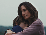 Camille Cottin vous a brisé le cœur dans le film de Nathan Ambrosioni ? Vous raffolez des parents un peu dépassés qui ne font rien comme tout le monde ? On vous propose six autres longs-métrages à (re)découvrir d’urgence pour prolonger l’expérience !