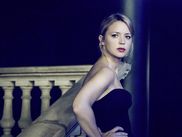 Le Festival de Cannes 2026 s'apprête à ouvrir ses portes et il va y avoir du beau monde sur le tapis rouge ! Notamment l'actrice Virginie Efira, dont ce n'est pas la première montée des marches. Retour sur ses films qui ont marqué le Festival.