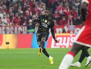 Il n'a pas fallu longtemps à ce match pour basculer dans la folie. À l'Allianz Arena, le Paris Saint-Germain a ouvert le score en deux minutes face au Bayern Munich. Une opportunité rapide concrétisée par Ousmane Dembélé.
