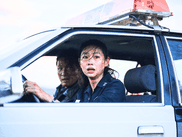 Après les très remarqués THE MURDERER, THE CHASER et THE STRANGERS, le cinéaste sud-coréen Na Hong‑jin a présenté en compétition son tout nouveau film : HOPE. Et il a électrisé la croisette avec sa mise en scène flamboyante.