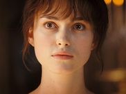 Grâce à son rôle d’Elizabeth Bennet dans ORGUEIL ET PRÉJUGÉS, Keira Knightley a frôlé l'Oscar. Pourtant, l’actrice aurait pu passer à côté de ce personnage culte à cause de son physique. Le film est disponible sur CINE+OCS avec CANAL+.