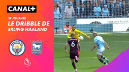 Le dribble de Erling Haaland contre Ipswich (16')