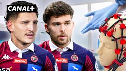 Matthieu Jalibert, Maxime Lucu et Nicolas Depoortère piégés par Nans Ducuing