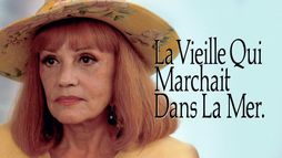 La vieille qui marchait dans la mer