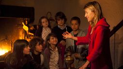 Les mains en l'air - Trailer