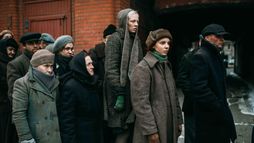 Une grande fille - Trailer