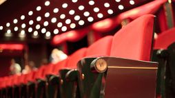 Les garçons et Guillaume, à table !