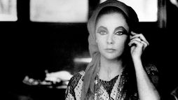 Elizabeth Taylor : Rebelle & Superstar - Saison 1