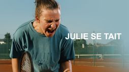 Julie se tait