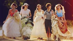 Les filles vont bien - Trailer