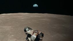 La face cachée du premier pas sur la lune