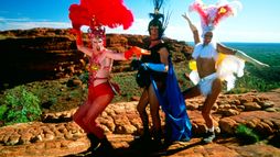 Priscilla, folle du désert - Trailer