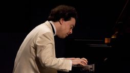 Evgeny Kissin joue Liszt, sonate pour piano en si mineur