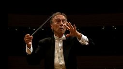 Claudio Abbado dirige la Symphonie n°6, « Tragique »